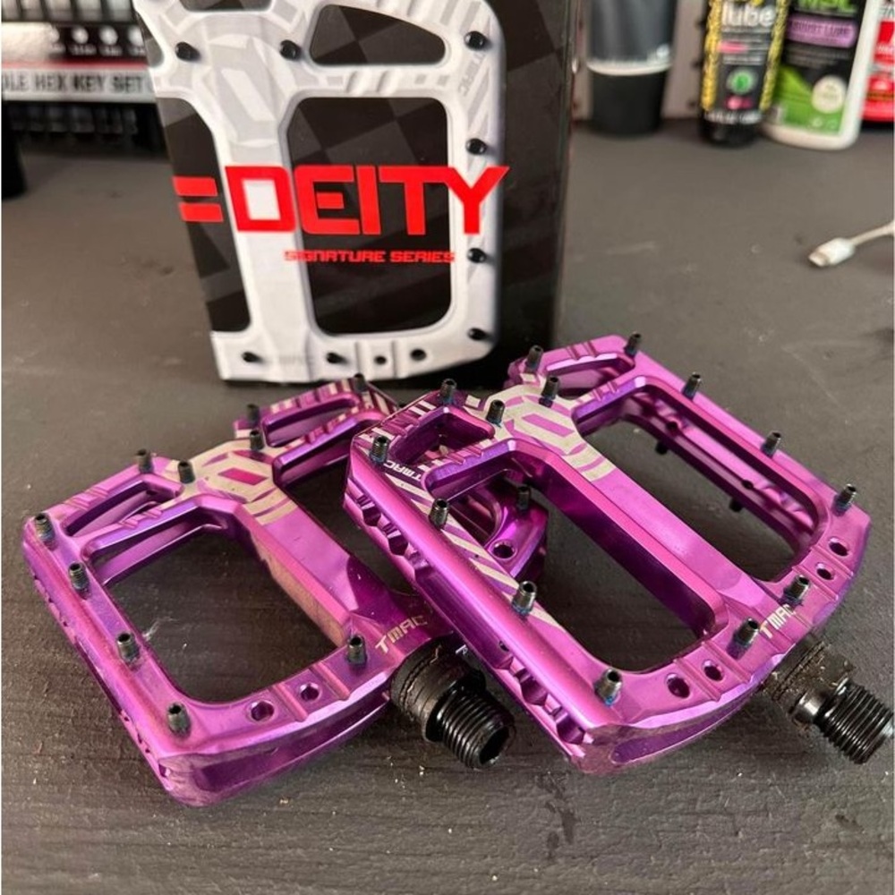 Deity TMAC Pedals